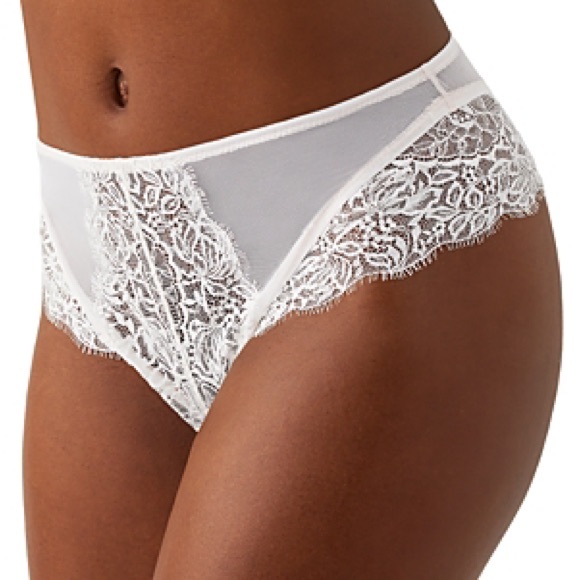 B. TEMPT'D BY WACOAL IT'S ON MESH LACE THONG - Picture 1 of 11
